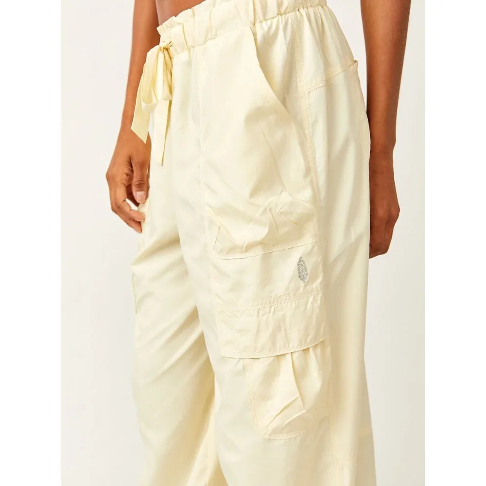 Free People Down To Earth Pants / Banana Sz XS will fit a small. NWOT - Picture 6 of 9